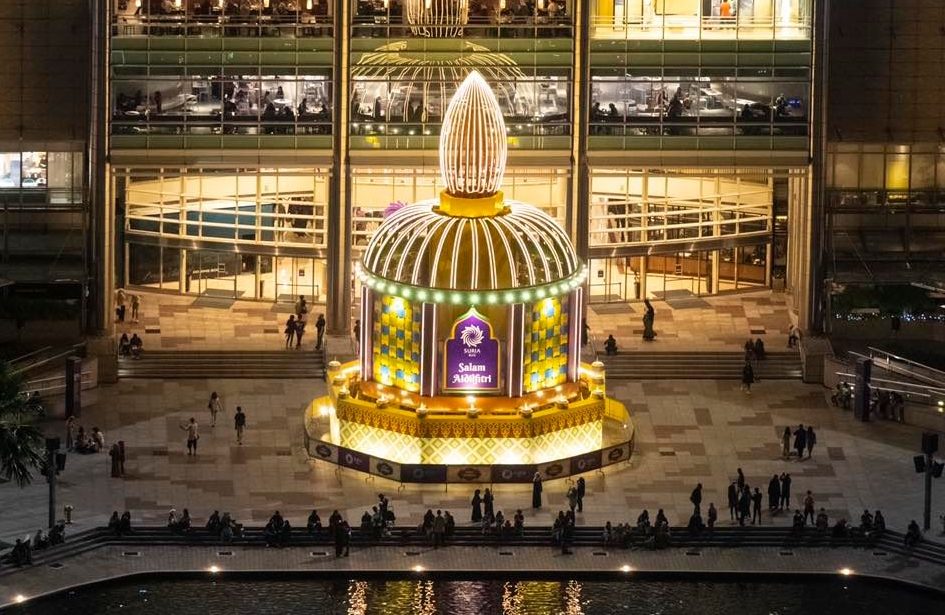 Sudahkah Anda Menikmati Keindahan Lampu Pelita Gergasi Di Suria KLCC?
