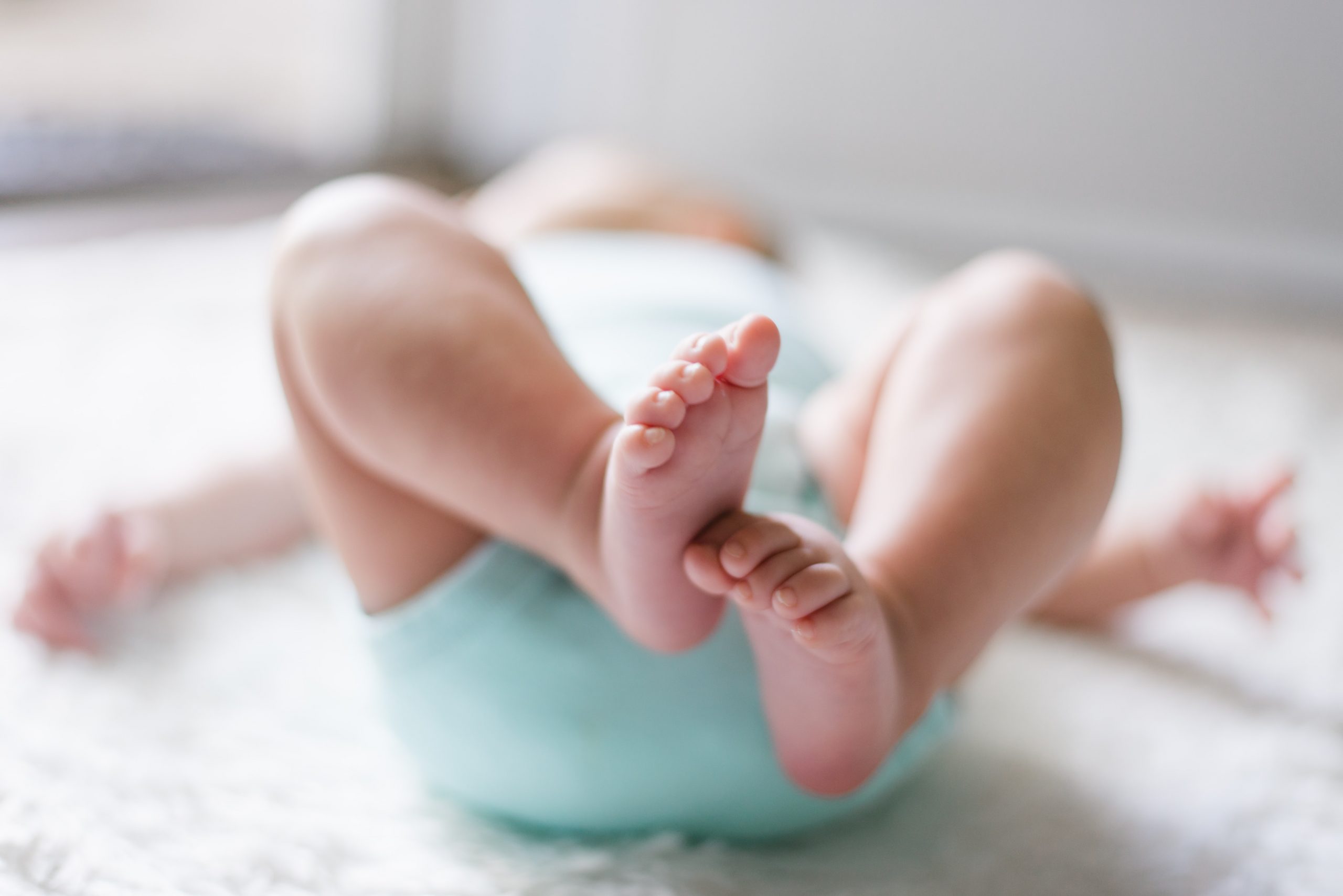 Bantal Anti-Golek Berisiko Menyebabkan Bayi Lemas Ketika Tidur