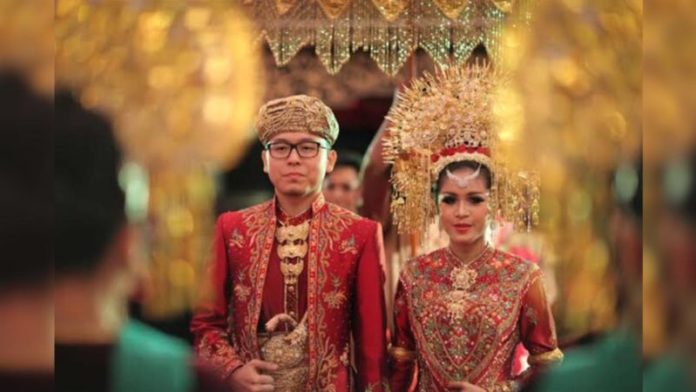 Sejumlah Filosofi Di Sumatera Barat, Dari Suntiang Hingga Manatiang Piriang