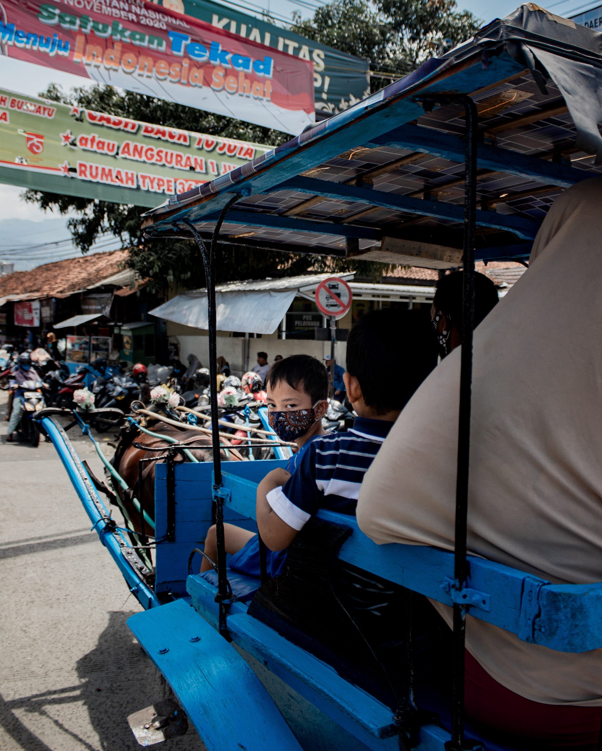 Ayo Mencoba Ragam Transportasi Bersama Anak