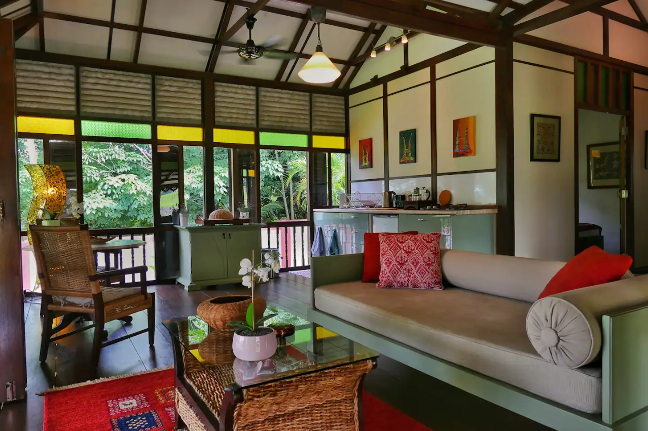 Senarai Airbnb Yang Boleh Anda Tempah Pada Raya Ini – Rumah Penginapan Tradisional Dengan Sentuhan Moden