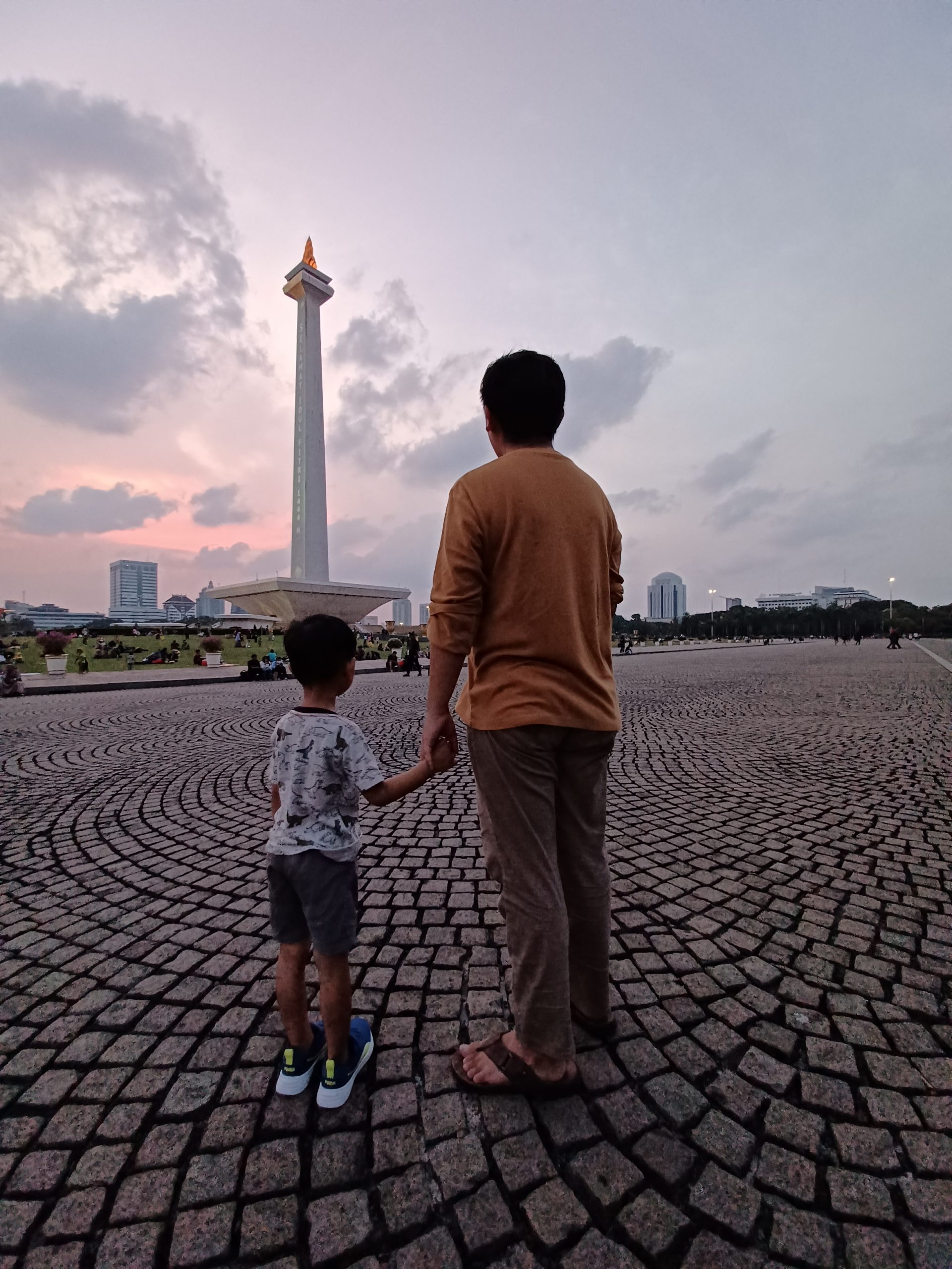 Menarik Secara Visual, Aku Datang! 