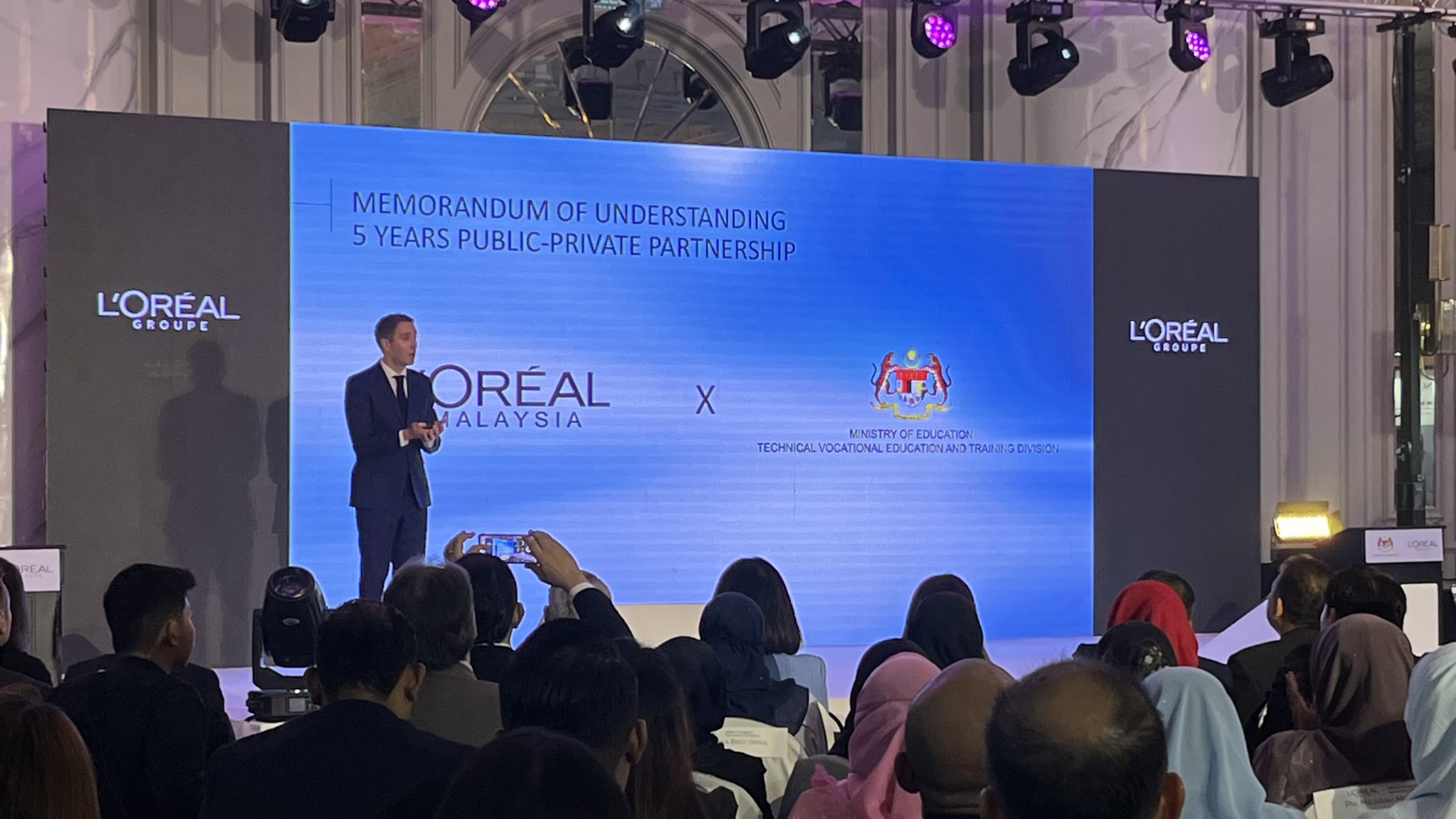 L’Oreal Groupe Meterai Memorandum 5 Tahun Bersama KPM – Bakal Perkenalkan Kursus Kosmetologi Untuk Pelajar TVET