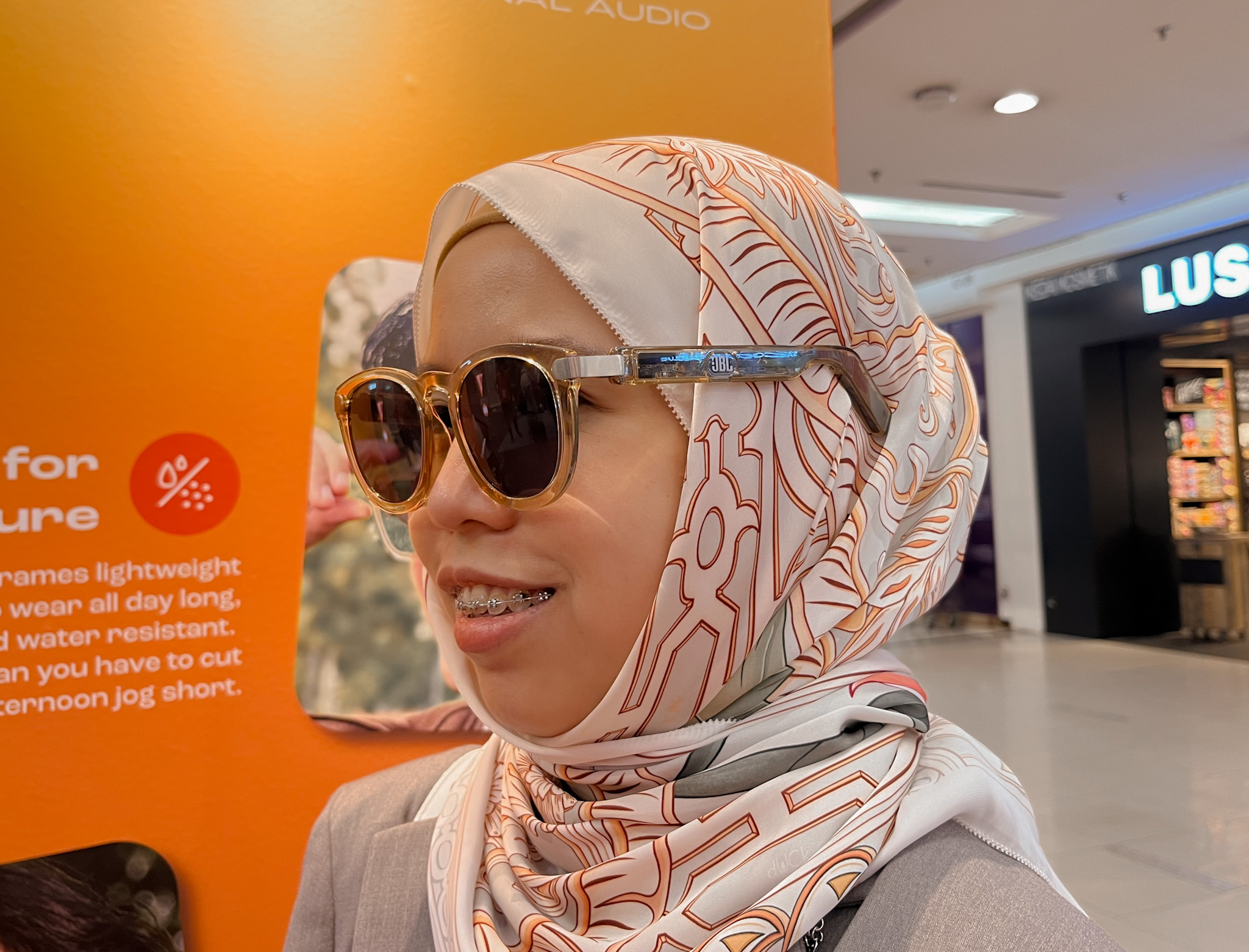 Apa Yang Menarik Ada Pada JBL Soundgear Frame?