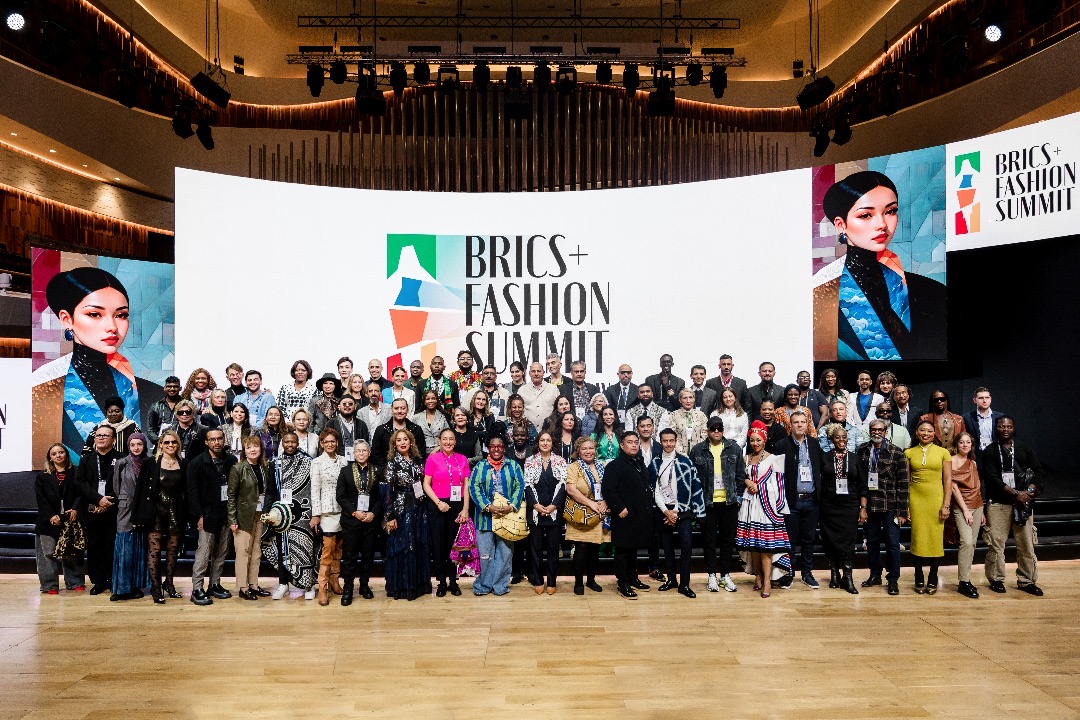 Mengapa Jenama Fesyen Perlu Beralih Ke Arah Lestari? Persekutuan Fesyen Antarabangsa BRICS Menyokong Perubahan Positif Ini