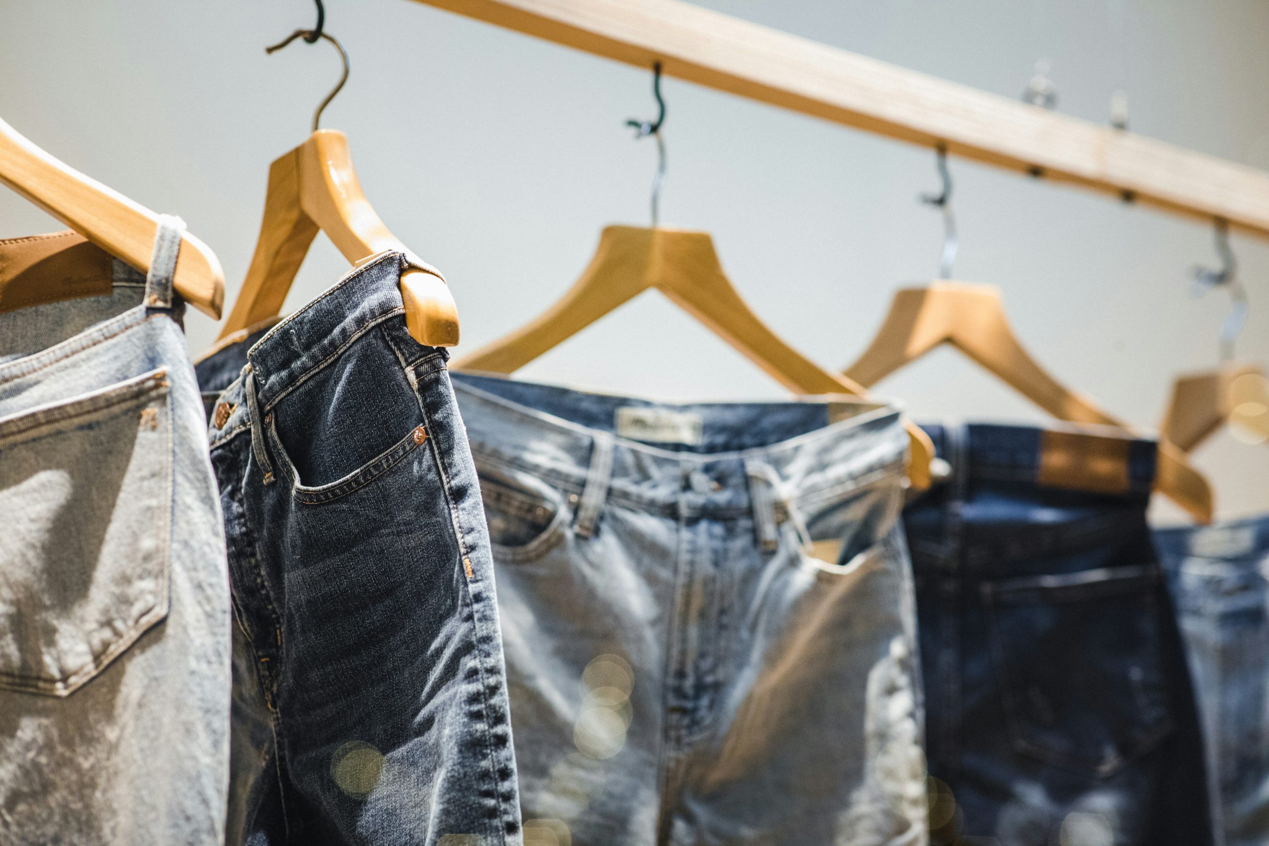 Adakah Warna Asal Denim Adalah Warna Biru?