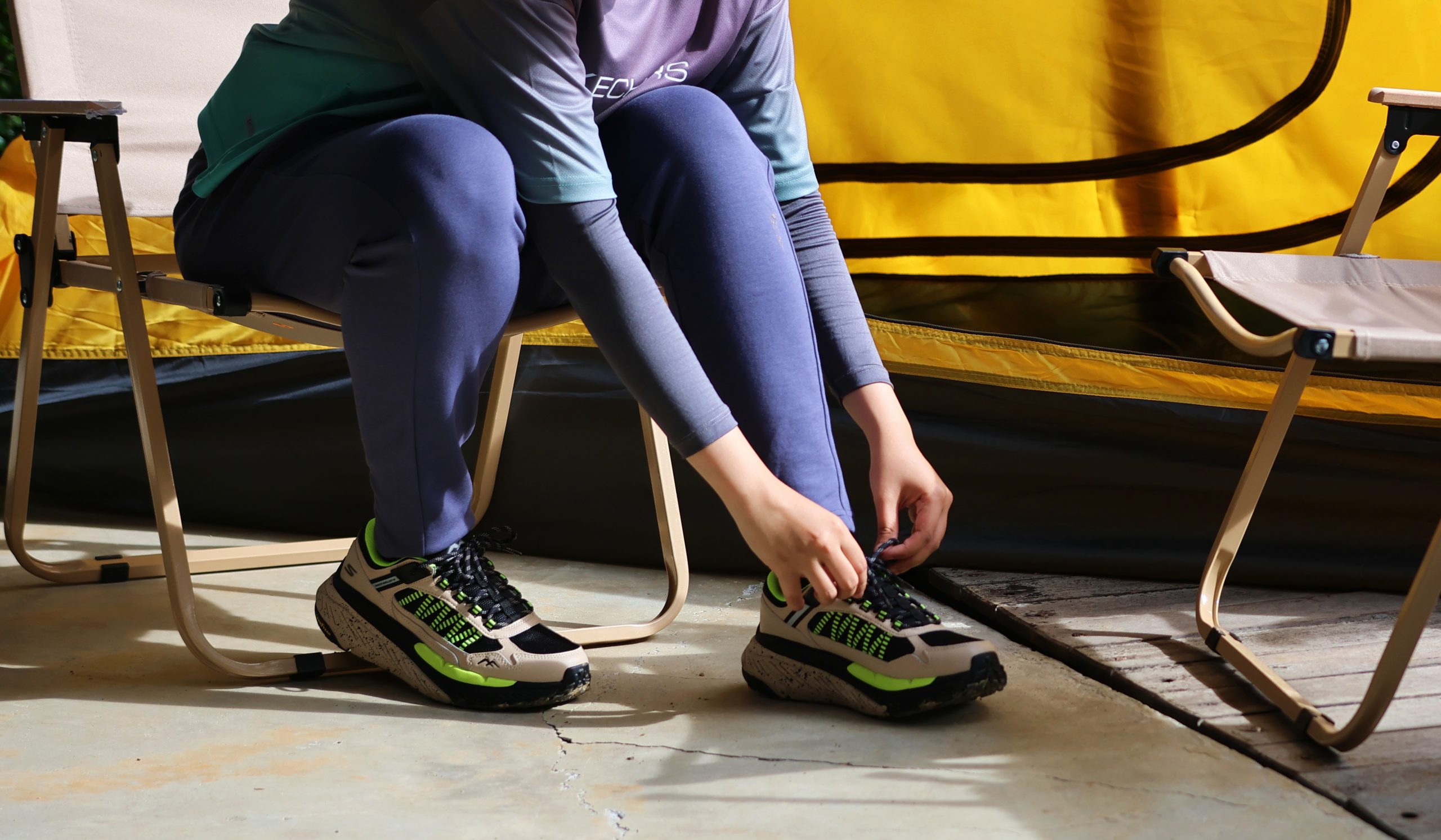 Pengalaman Mendaki Di Bukit Tugu Dengan Max Cushioning Premier Trail 2.0 – Koleksi Terbaru Untuk Skechers GOrun Outdoor Trail