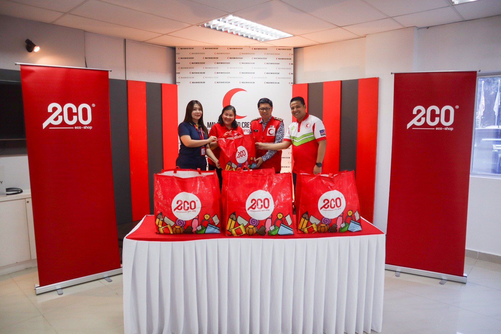 Eco-shop Tawar Bantuan Kepada Mangsa Banjir Melalui Inisiatif #SAMAHATISAMABANTU – Pemberian Ebaucar Bernilai RM100