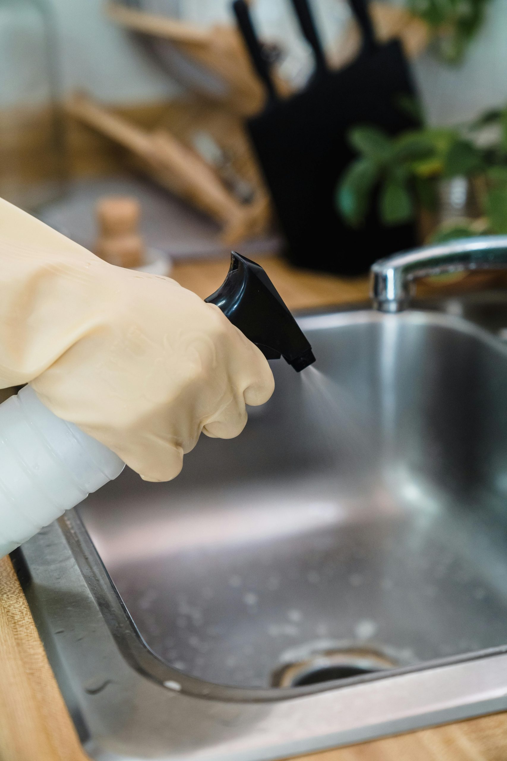 Tips Merawat Wastafel Dapur 