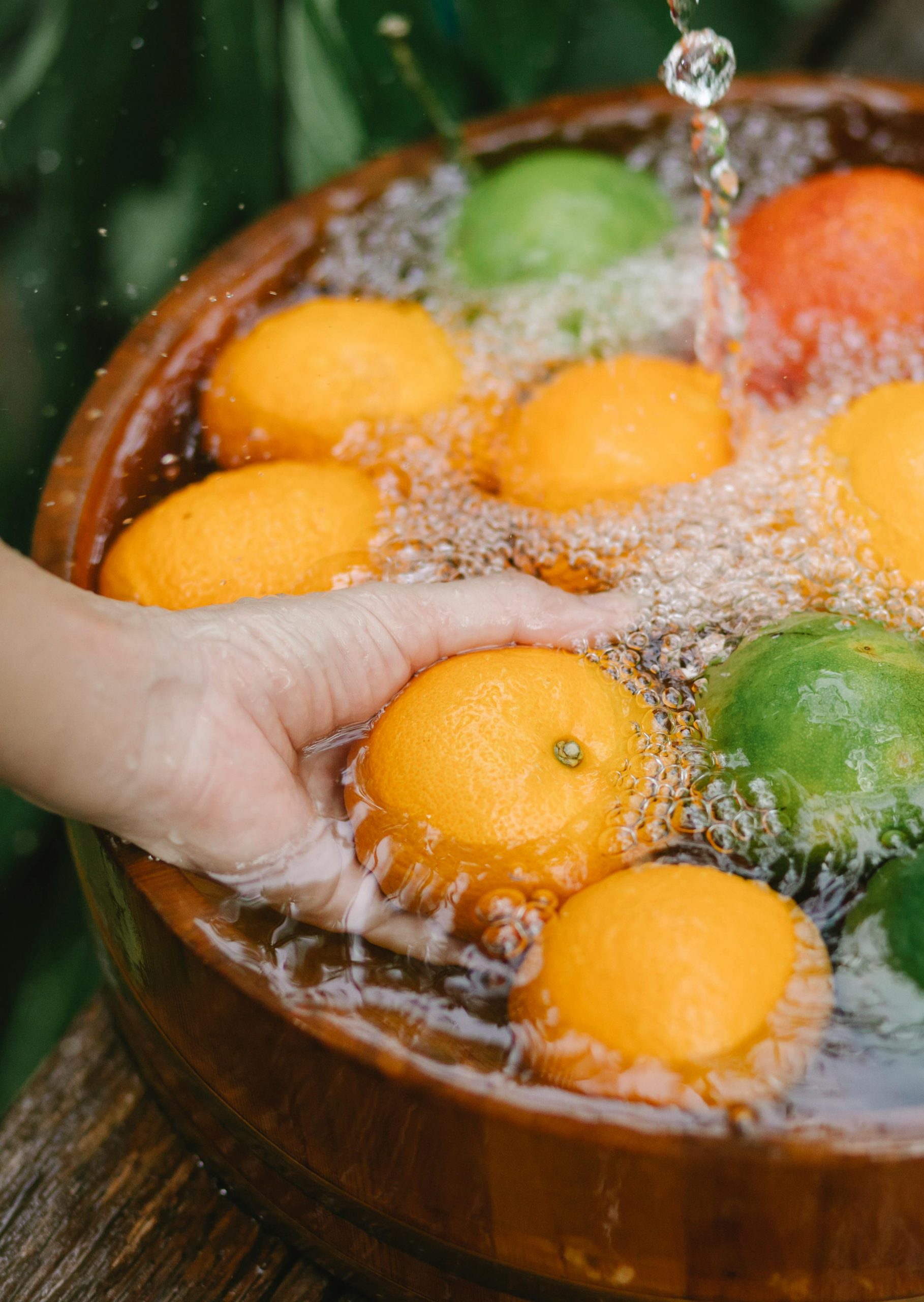 Tips Cuci Buah Dengan Cara Sederhana 