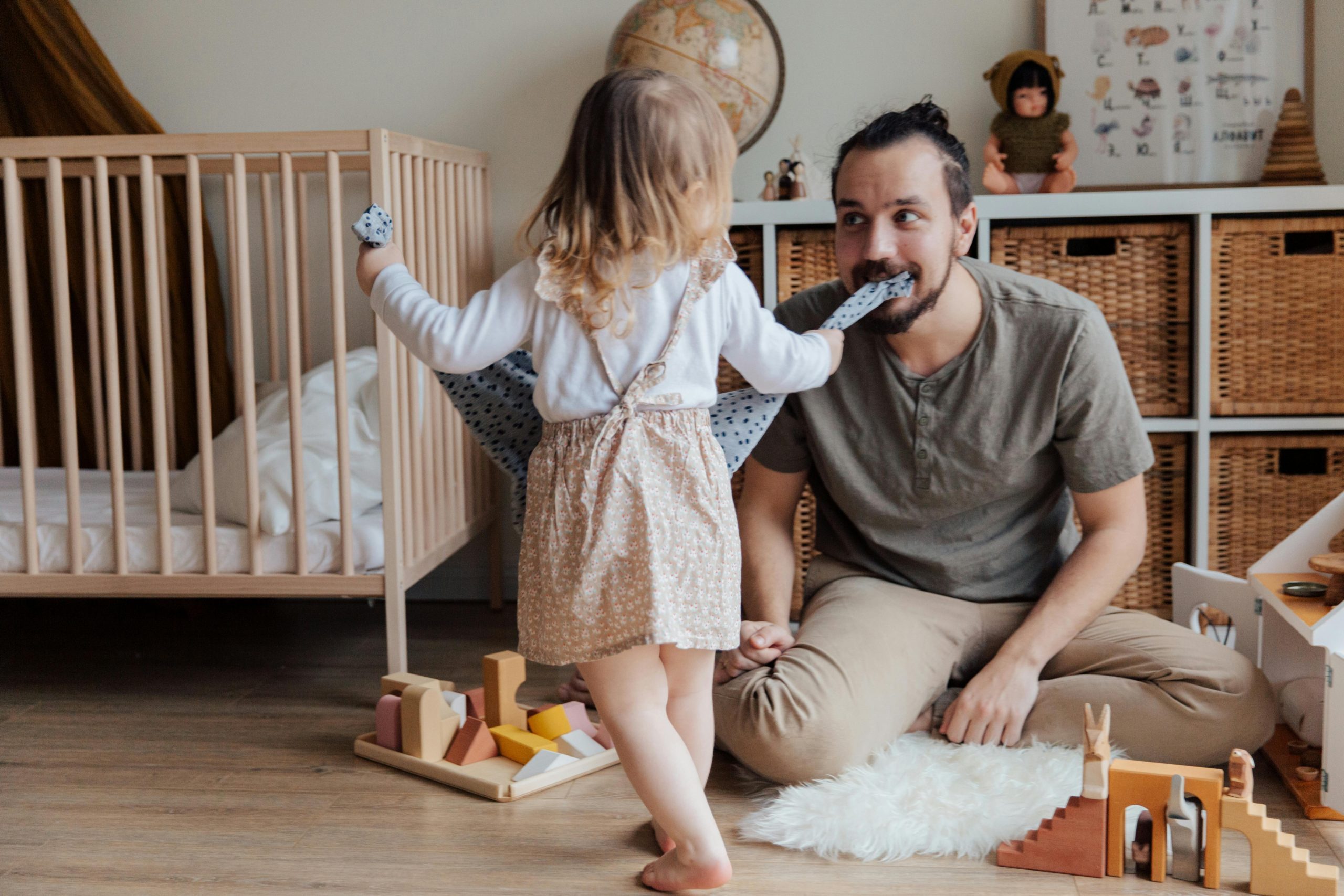 Tips Bagi Orang Tua Mengelola Emosi Saat Mengasuh Anak 