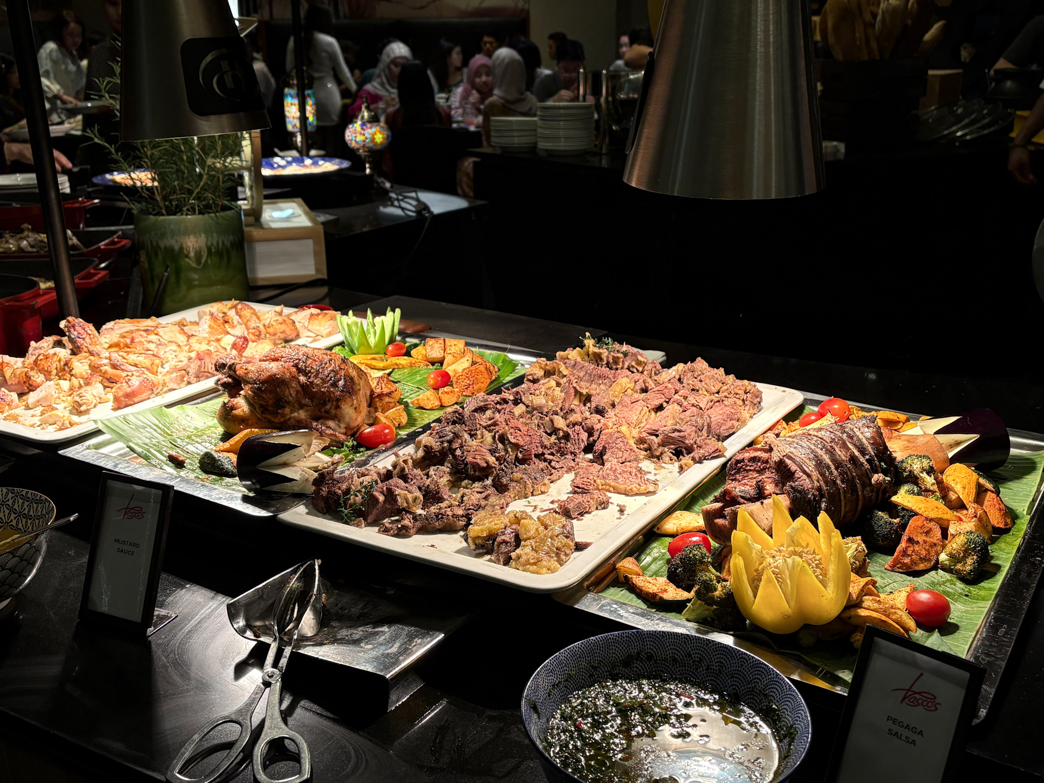 Hilton Kuala Lumpur Menggunakan Teknologi AI Untuk Menguruskan Sisa Makanan Dari Bufet Ramadan