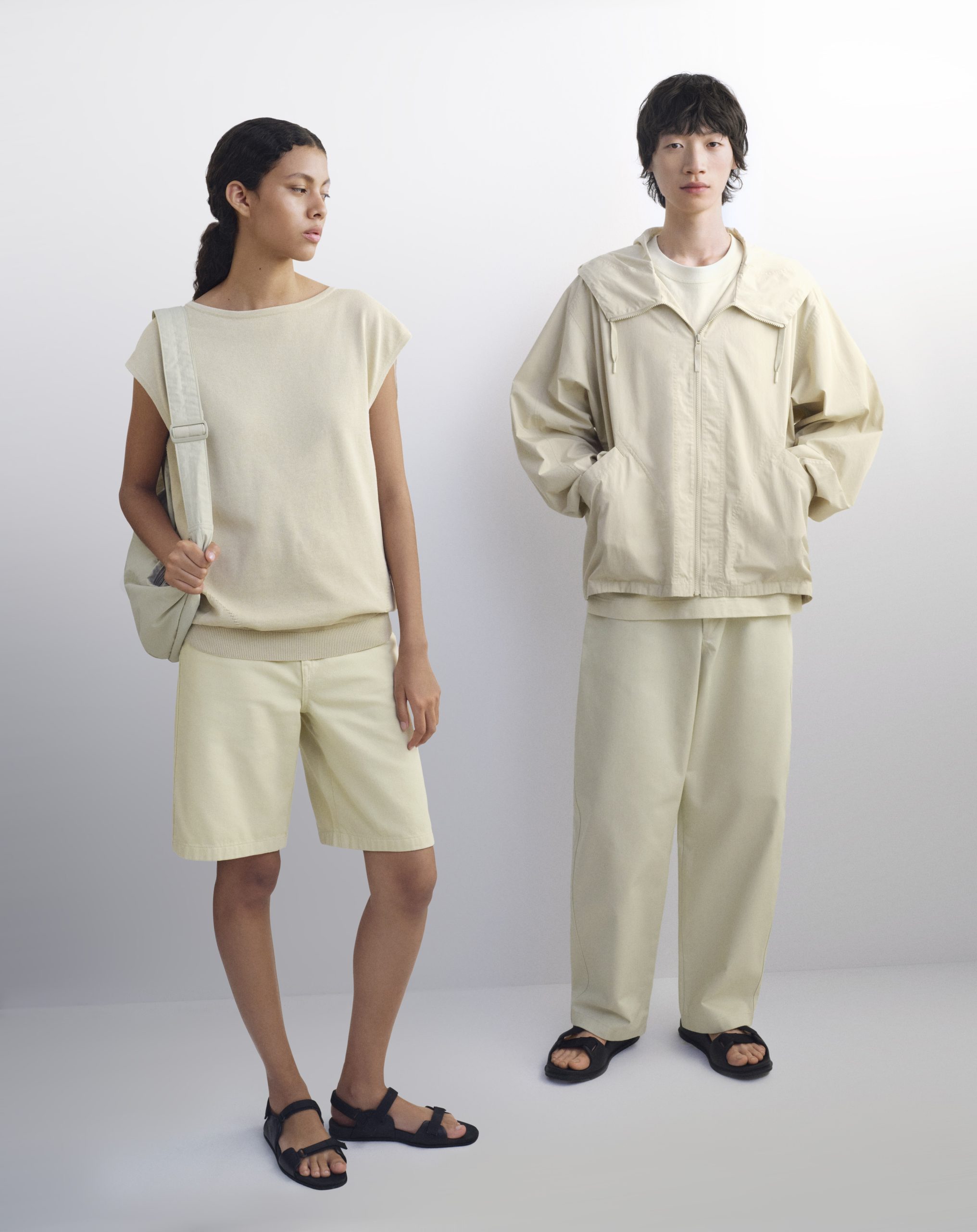 Koleksi UNIQLO U 2025 Musim Bunga/Panas Menampilkan Gaya Minimal Dan Selesa – Dipadankan Dengan Warna Pastel