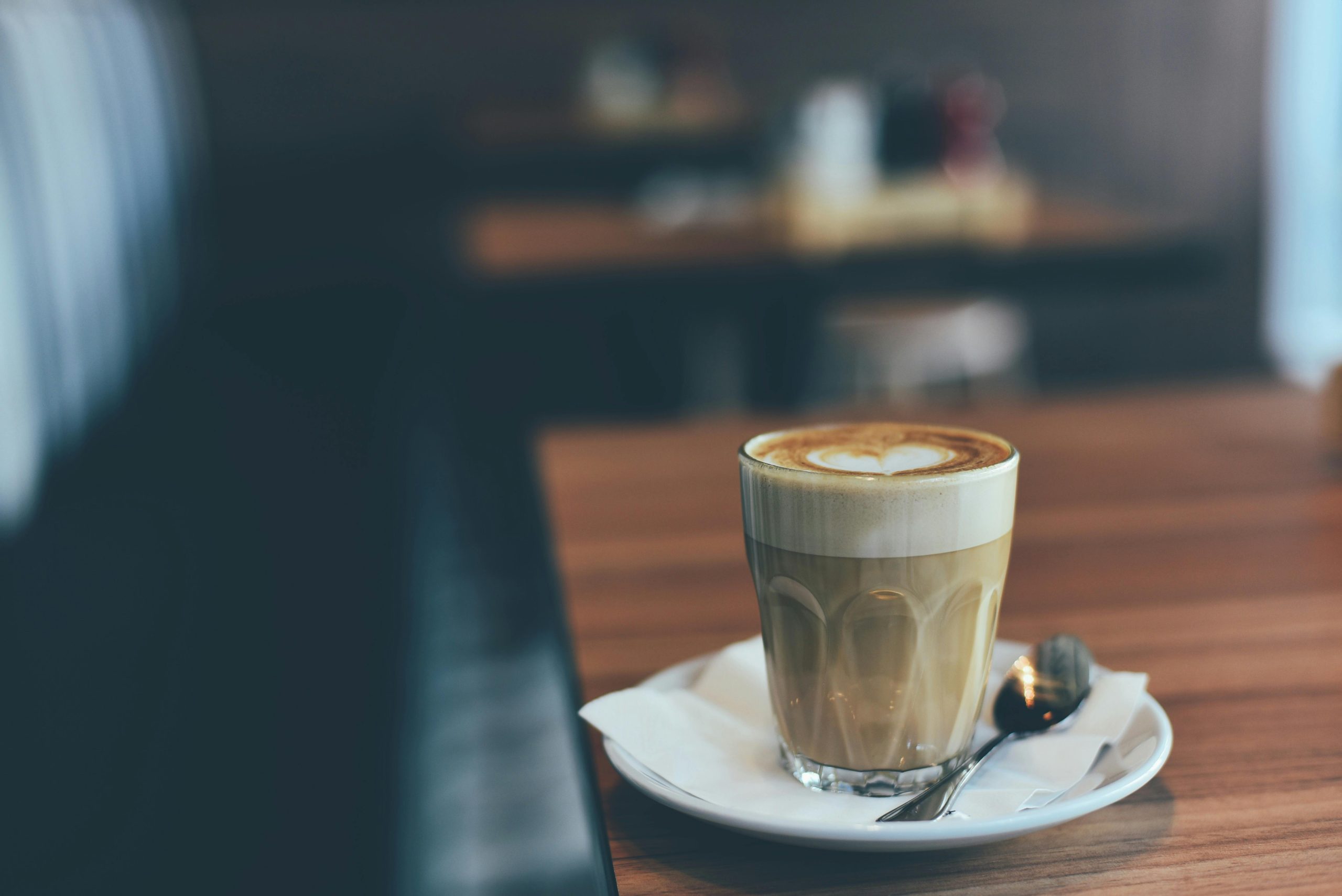 Ini Sebab Mengapa Anda Tidak Digalakkan Minum Kopi Pada Waktu Sahur