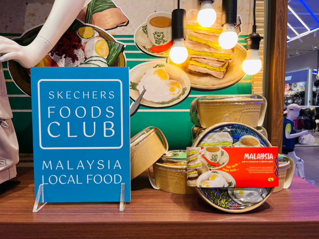 Skechers Raikan Warisan Tempatan Menerusi Koleksi Pakaian City Foods Sempena Bulan Kemerdekaan