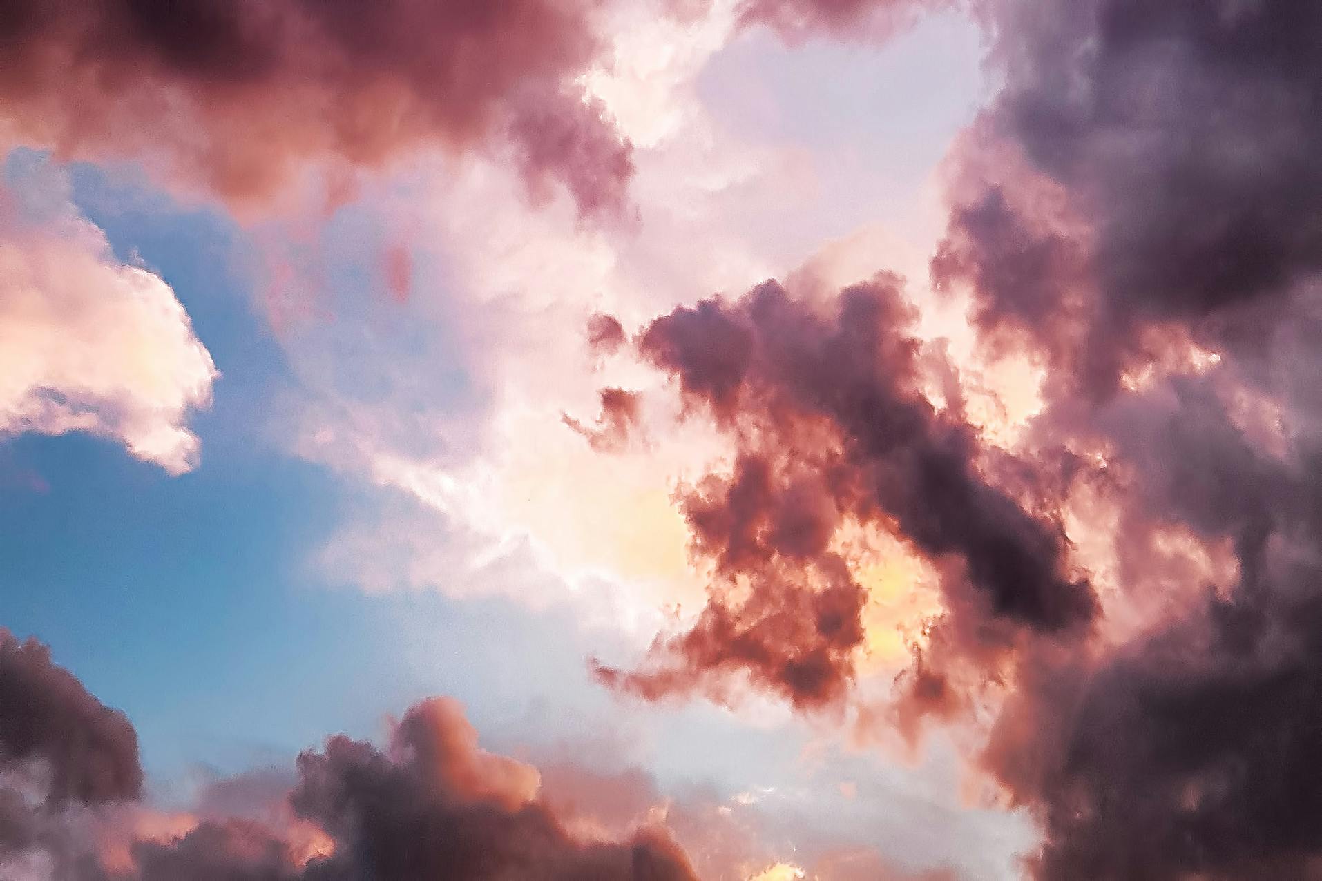 Langit Yang Berbeda Dari Tahun-Tahun Awal Hidupmu