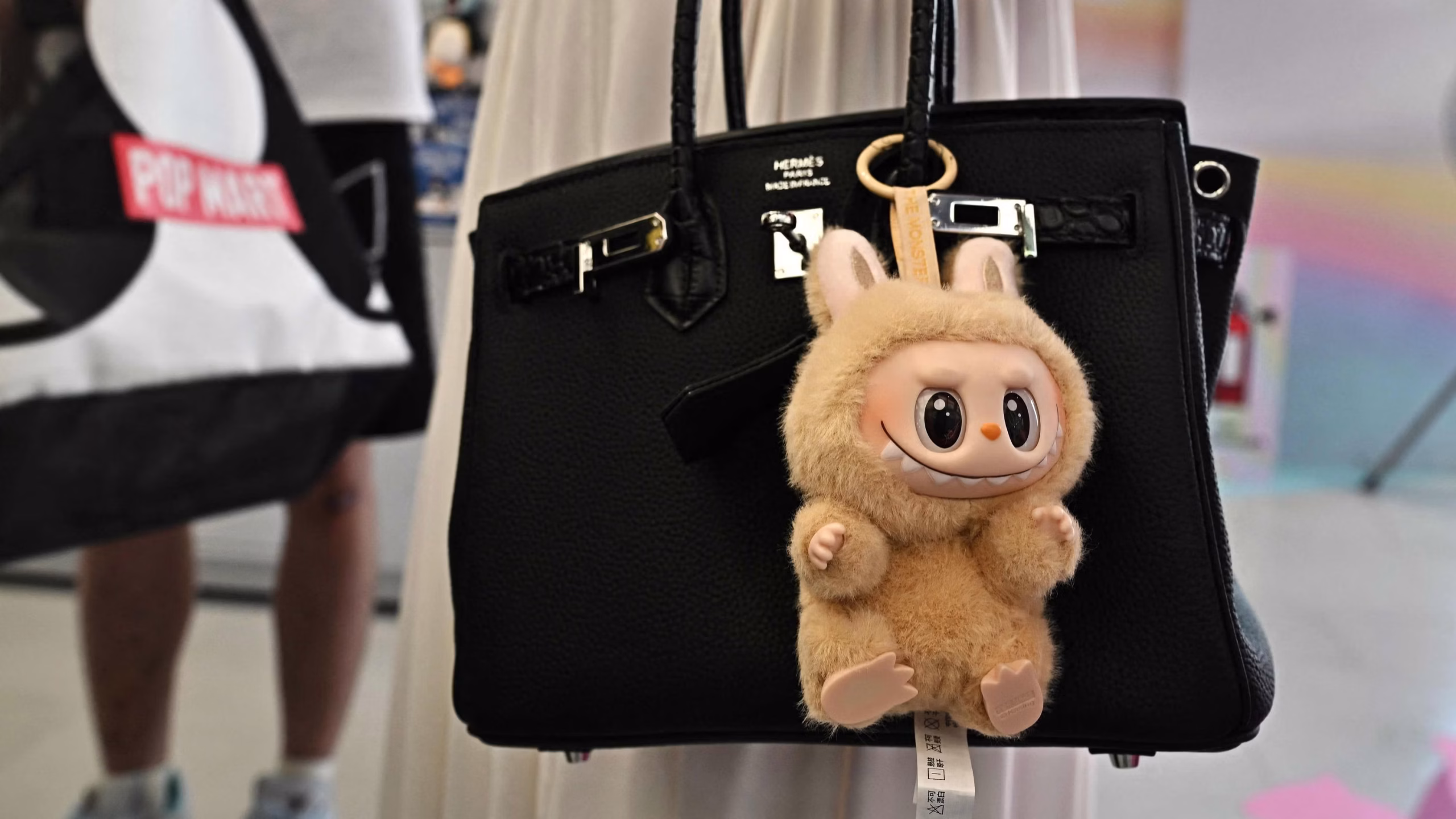 Labubu Dan Fenomena Kotak Misteri – Trend Koleksi Moden Yang Mendunia