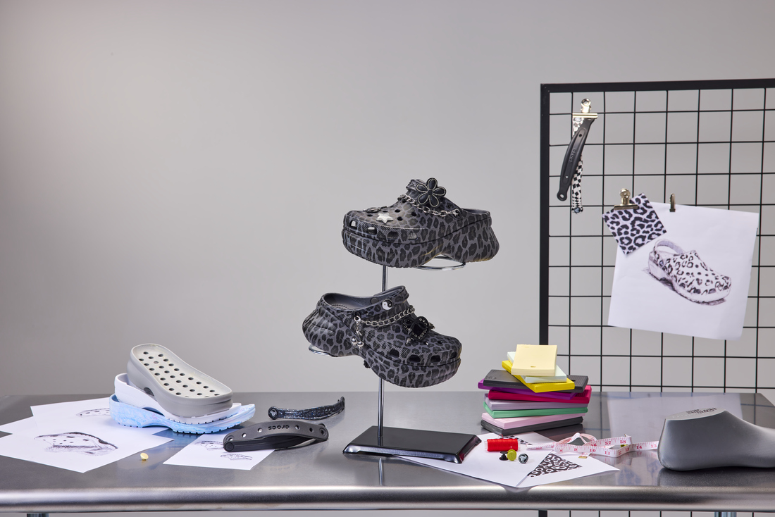 Crocs Raikan Croctober Dengan Koleksi Baharu Bae Leopard Clog