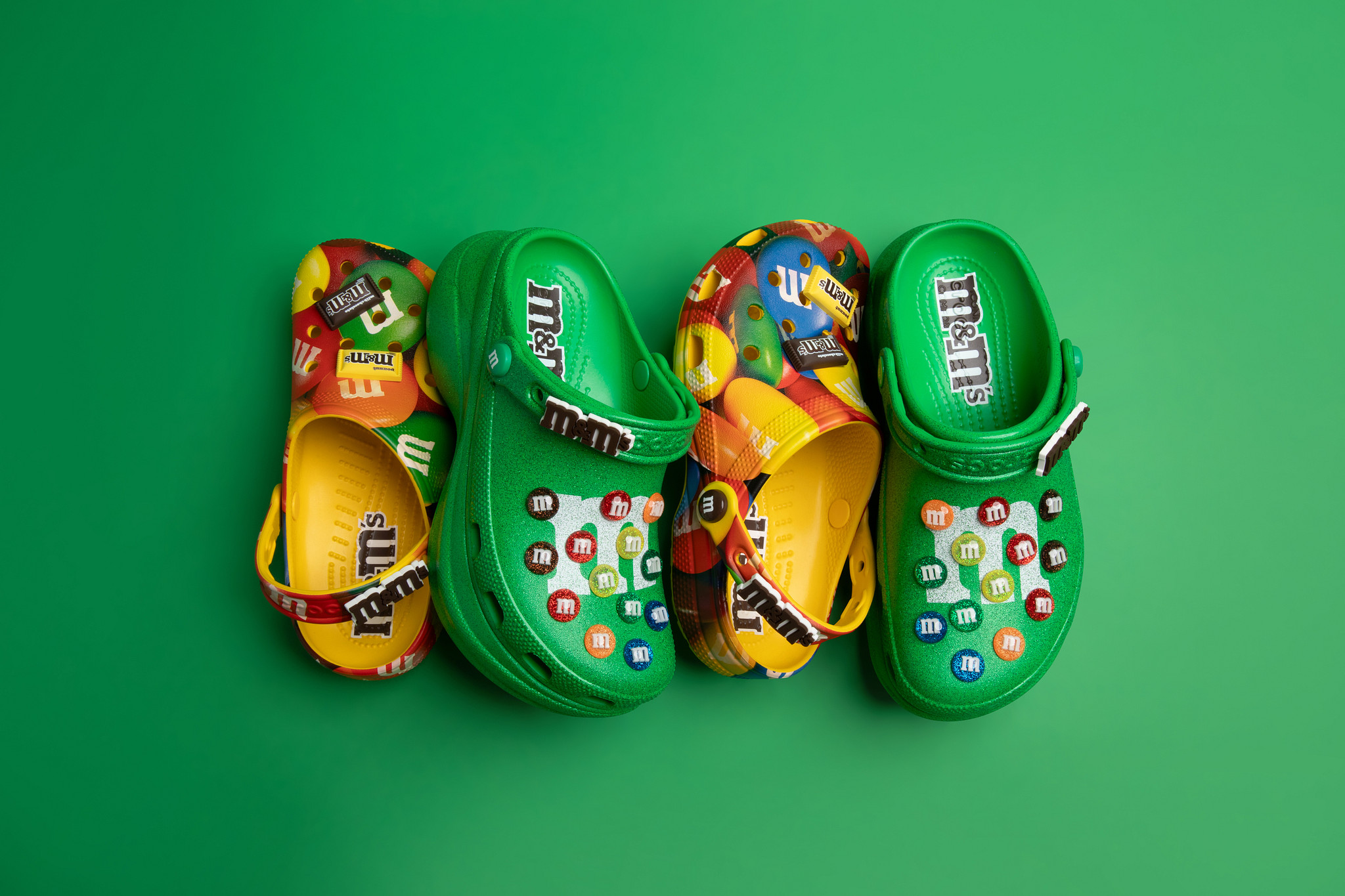 M&M’S X Crocs Memperkenalkan Koleksi Kasut Edisi Terhad