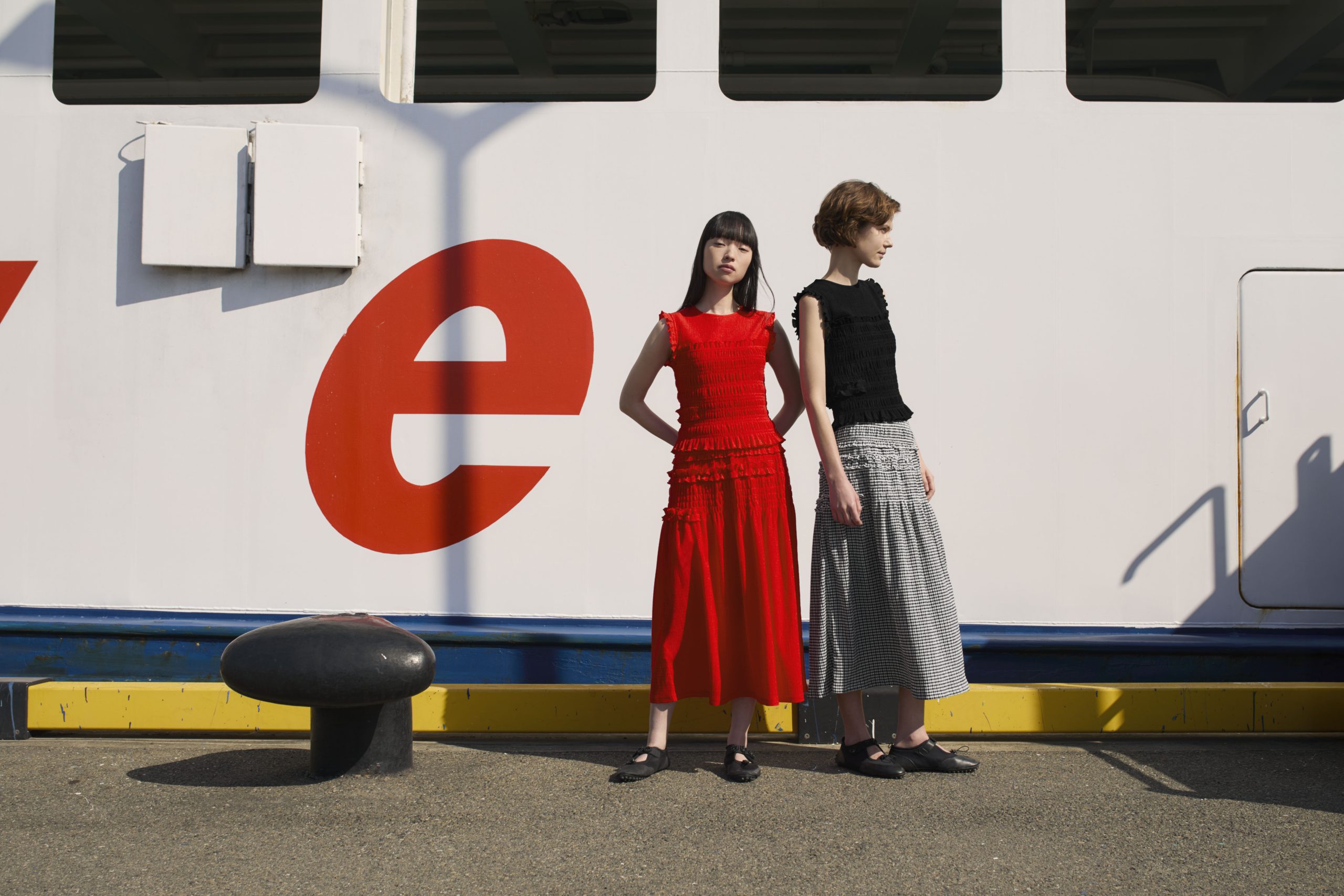 Koleksi UNIQLO x Cecilie Bahnsen 2026 – Gaya Romantik Untuk Koleksi Seharian