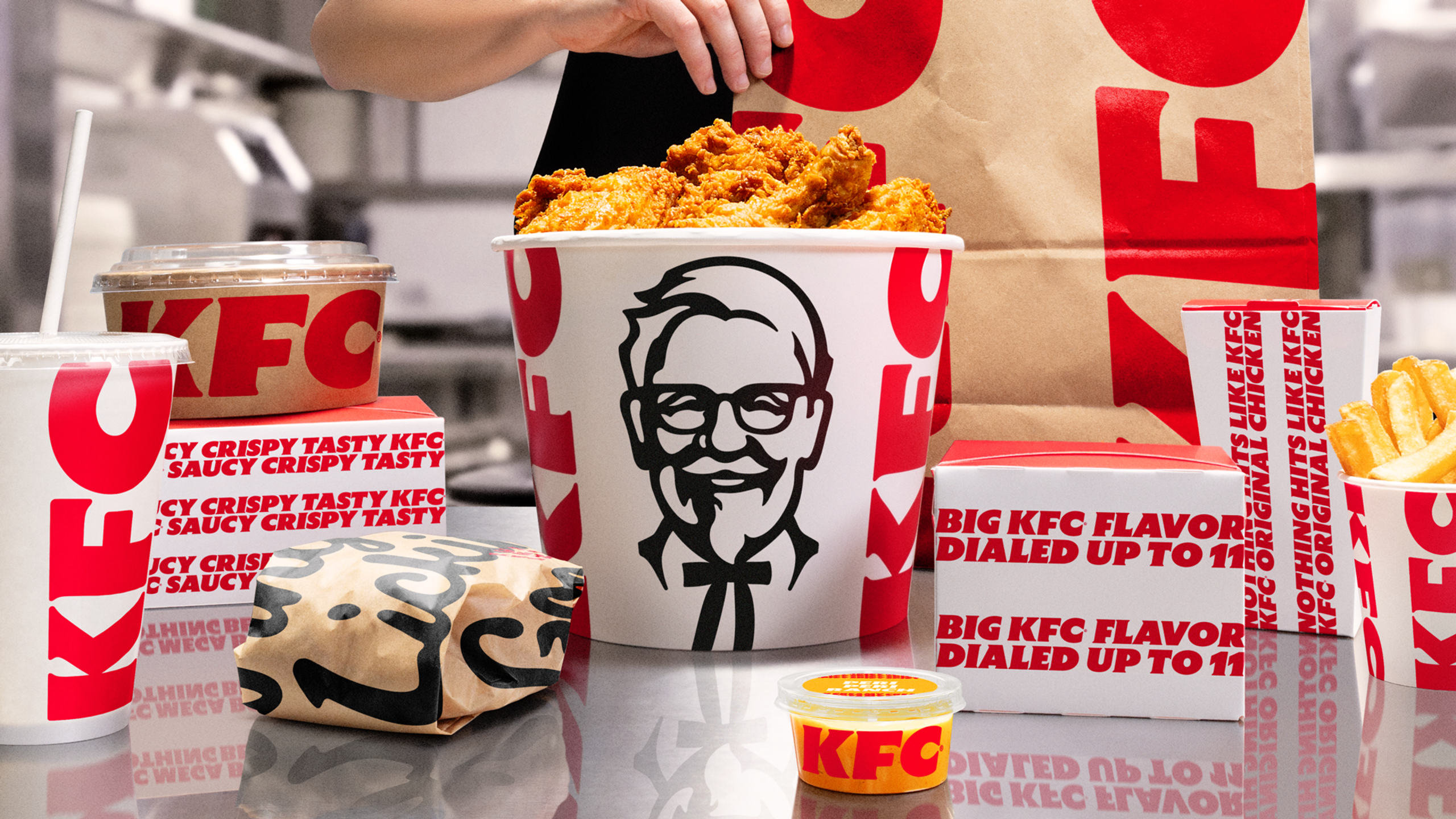 KFC Kini Berwajah Baharu – Menampilkan Logo Dan Konsep Restoran Serba Baharu