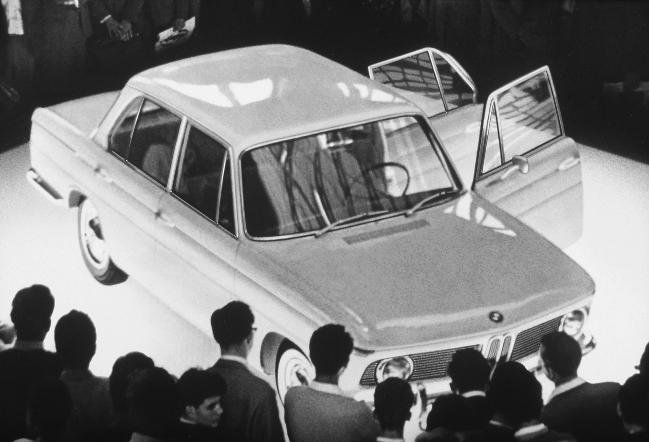 Neue Klasse – Sejarah BMW Memasuki Era Baharu Selepas Lebih 60 Tahun