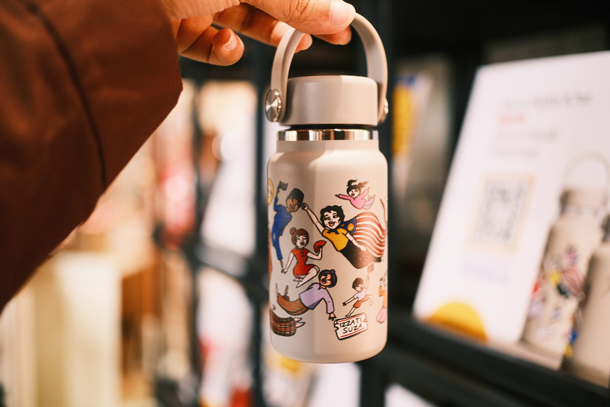 Hydro Flask x Izzati Suza: Koleksi Edisi Terhad Dengan Sentuhan Seni Malaysia