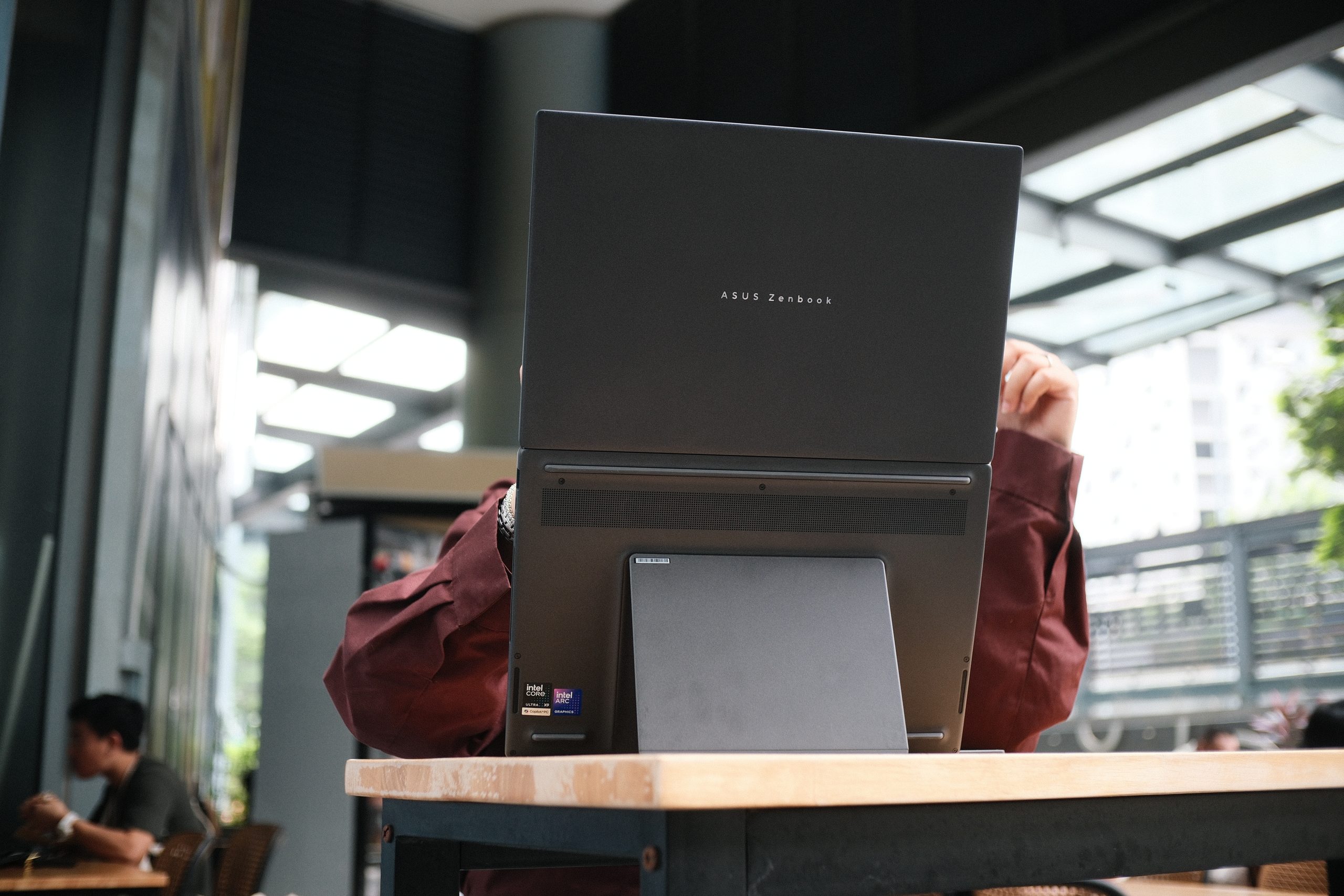 Saya Cuba ASUS Zenbook DUO (2026) Untuk Kerja Editorial, Ini Pengalaman Saya